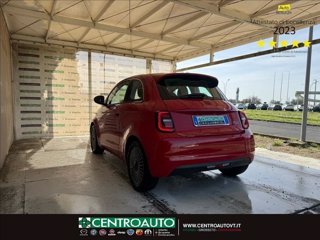 FIAT 500e 23,65 kWh (Red) 4