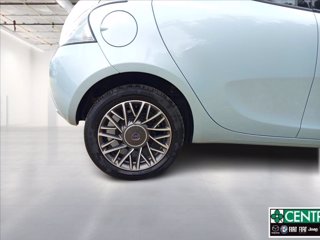 LANCIA Ypsilon 1.0 firefly hybrid Gold s&s 70cv 5p.ti 8