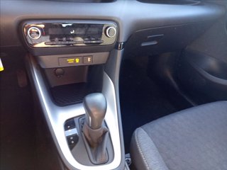 TOYOTA Yaris 1.5h Business 16