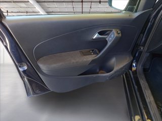 VOLKSWAGEN Polo 5p 1.0 mpi Comfortline 75cv 8