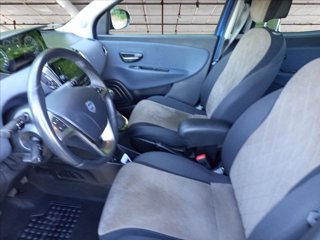 LANCIA Ypsilon 1.0 firefly hybrid Gold s&s 70cv 10
