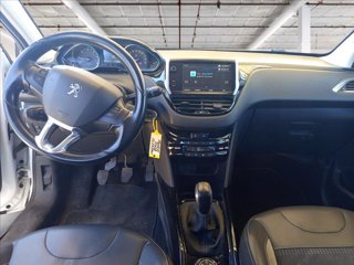 PEUGEOT 2008 1.5 bluehdi Allure s&s 100cv 5marce 11
