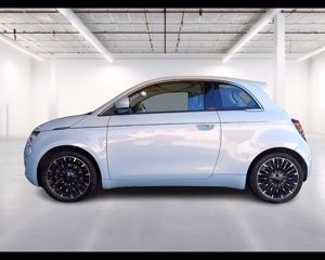 FIAT 500e 42 kWh La Prima 3