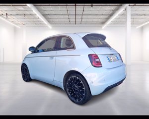 FIAT 500e 42 kWh La Prima 4