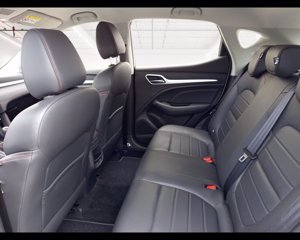 MG ZS 1.5 Classic Luxury 10