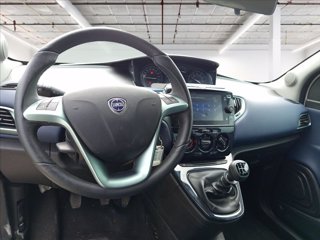 LANCIA Ypsilon 1.0 firefly hybrid Platino s&s 70cv 13