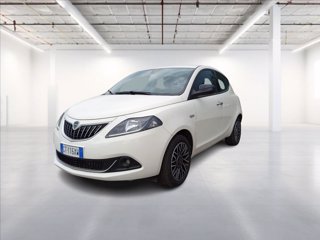 LANCIA Ypsilon 1.0 firefly hybrid Platino s&s 70cv 2