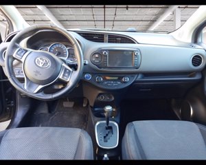 TOYOTA Yaris 5p 1.5h Active 11