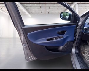 LANCIA Ypsilon 1.0 firefly hybrid Platino s&s 70cv 12