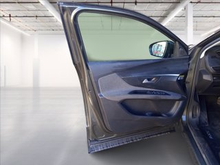 PEUGEOT 3008 1.5 bluehdi Business s&s 130cv eat8 12