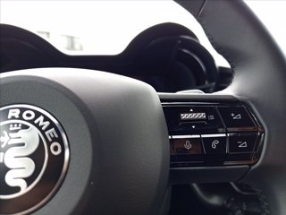 ALFA ROMEO Junior 1.2 ibrida 145cv edct6 16