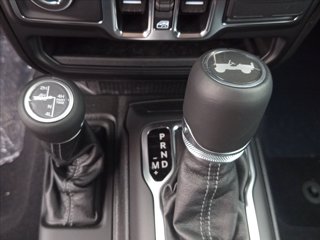 JEEP Wrangler Unlimited 2.0 turbo Sahara auto 18