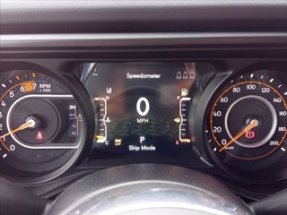 JEEP Wrangler Unlimited 2.0 turbo Sahara auto 21