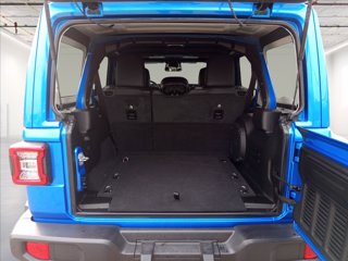 JEEP Wrangler Unlimited 2.0 turbo Sahara auto 29