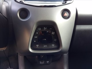 TOYOTA Aygo 5p 1.0 x-wave 72cv 13