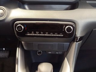 MAZDA 2 1.5 vvt full hybrid electric Exclusive Line e-cvt 18