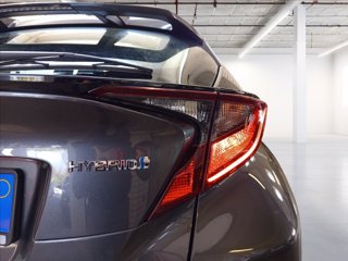 TOYOTA C-HR 1.8h Business e-cvt 25
