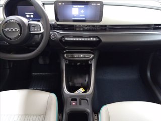 FIAT 600 1.2 hybrid La Prima 110cv auto 14