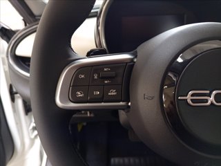 FIAT 600 1.2 hybrid La Prima 110cv auto 16