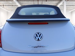 VOLKSWAGEN Maggiolino Cabrio 2.0 tdi Design 110cv 28