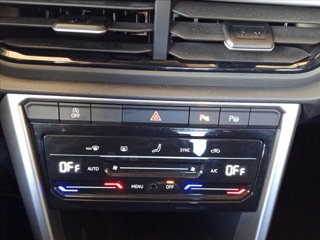 VOLKSWAGEN T-Roc 2.0 tdi Life 115cv 25