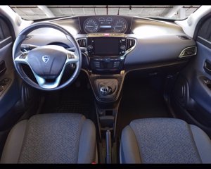 LANCIA Ypsilon 1.0 firefly hybrid Gold s&s 70cv 5p.ti 12