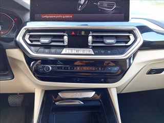BMW X3 sdrive18d mhev 48V auto 21