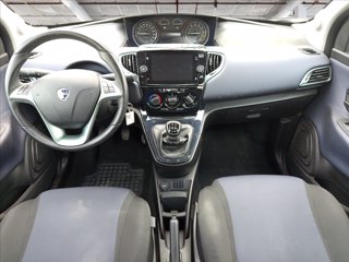 LANCIA Ypsilon 1.0 firefly hybrid Gold Plus s&s 70cv 5p.ti 12