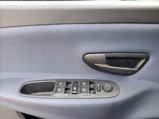 LANCIA Ypsilon 1.0 firefly hybrid Gold Plus s&s 70cv 5p.ti 13
