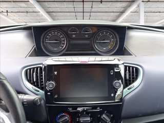 LANCIA Ypsilon 1.0 firefly hybrid Gold Plus s&s 70cv 5p.ti 18