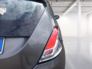 LANCIA Ypsilon 1.0 firefly hybrid Gold Plus s&s 70cv 5p.ti 22