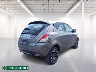 LANCIA Ypsilon 1.0 firefly hybrid Gold Plus s&s 70cv 5p.ti 6