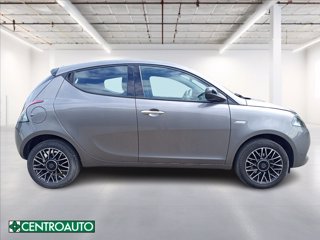 LANCIA Ypsilon 1.0 firefly hybrid Gold Plus s&s 70cv 5p.ti 7
