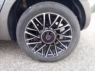 LANCIA Ypsilon 1.0 firefly hybrid Gold Plus s&s 70cv 5p.ti 8