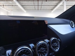 MERCEDES GLA 200 d Executive auto 19