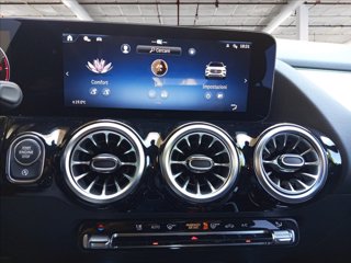 MERCEDES GLA 200 d Executive auto 20
