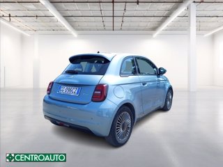 FIAT 500e 42 kWh Icon + 6