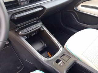 FIAT 600 1.2 hybrid La Prima 110cv auto 17