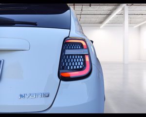 FIAT 600 1.2 hybrid La Prima 110cv auto 23