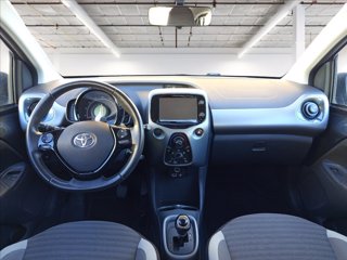 TOYOTA Aygo 5p 1.0 x-business m-mt 72cv 11
