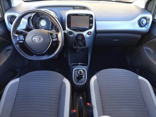 TOYOTA Aygo 5p 1.0 x-business m-mt 72cv 12