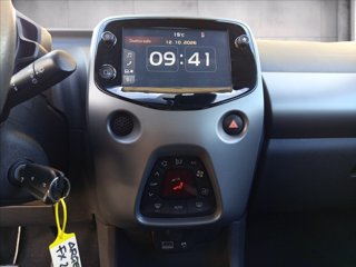 TOYOTA Aygo 5p 1.0 x-play 72cv 18