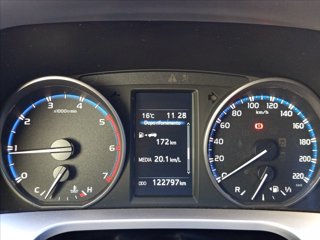 TOYOTA Rav4 2.0 d-4d Business 2wd 8