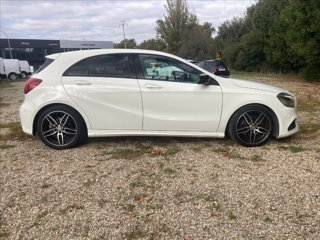 MERCEDES A 200 d Premium auto my16 7