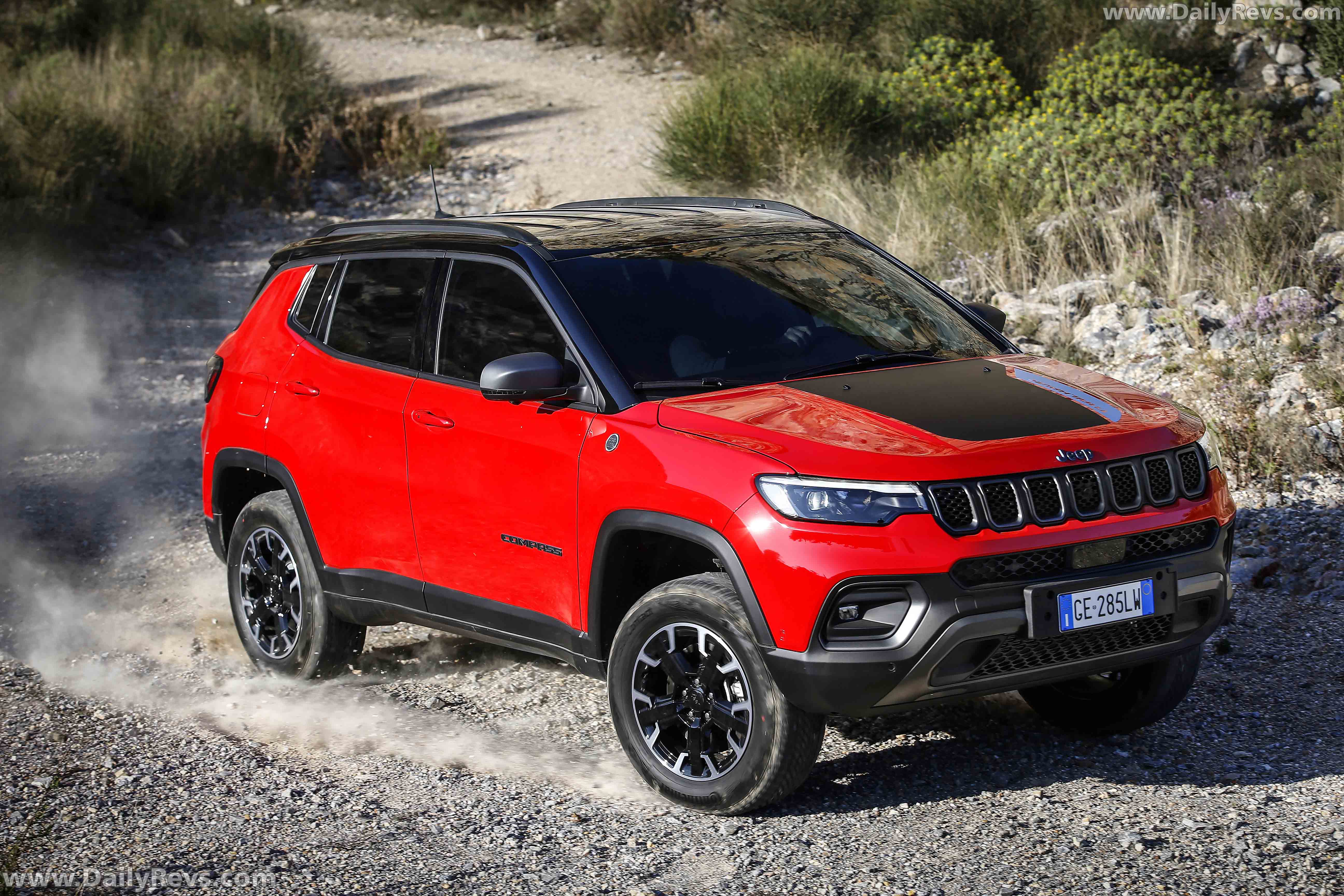 2022 Jeep Compass Trailhawk 4Xe 8